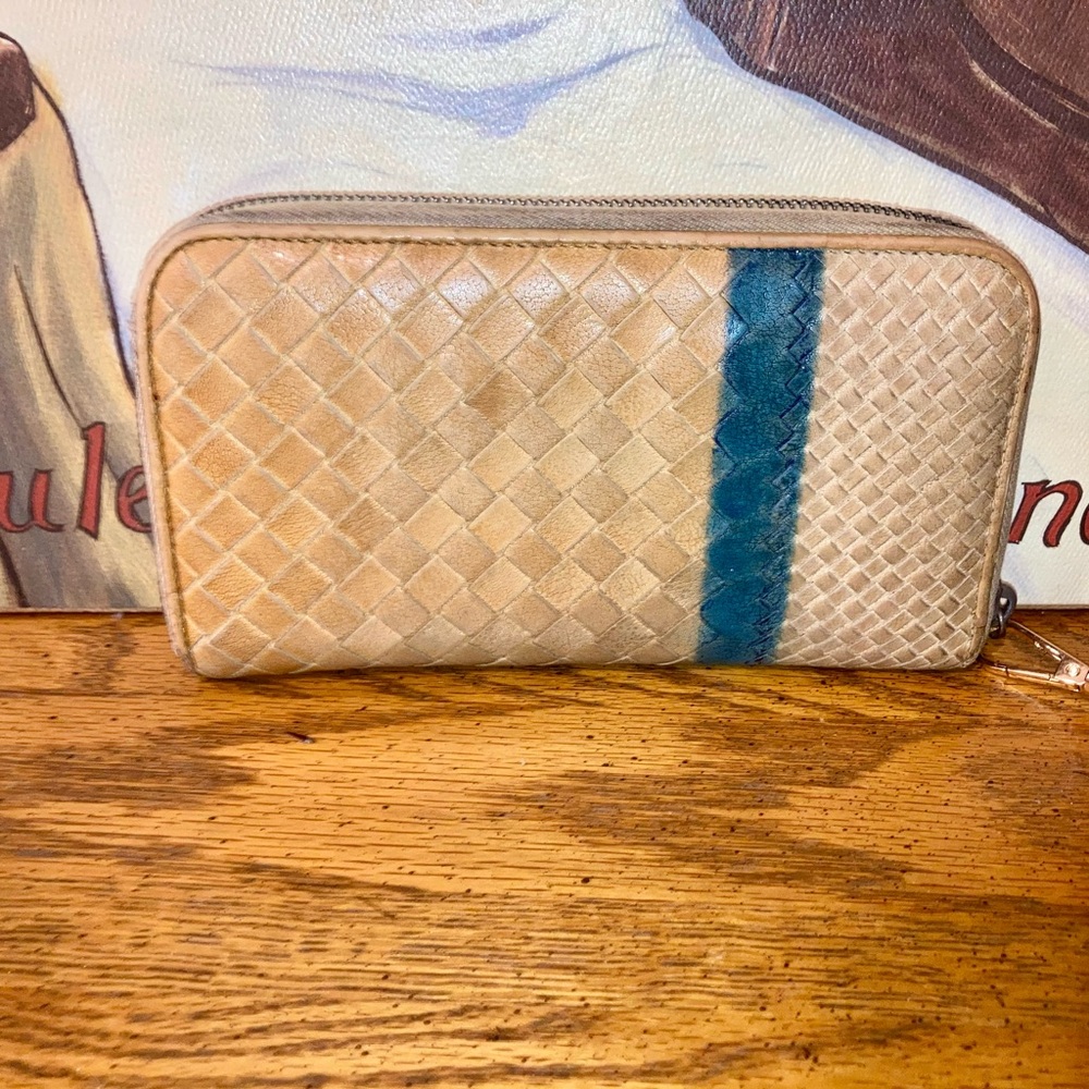 Bottega Veneta Intrecciato Woven Leather Wallet Tan